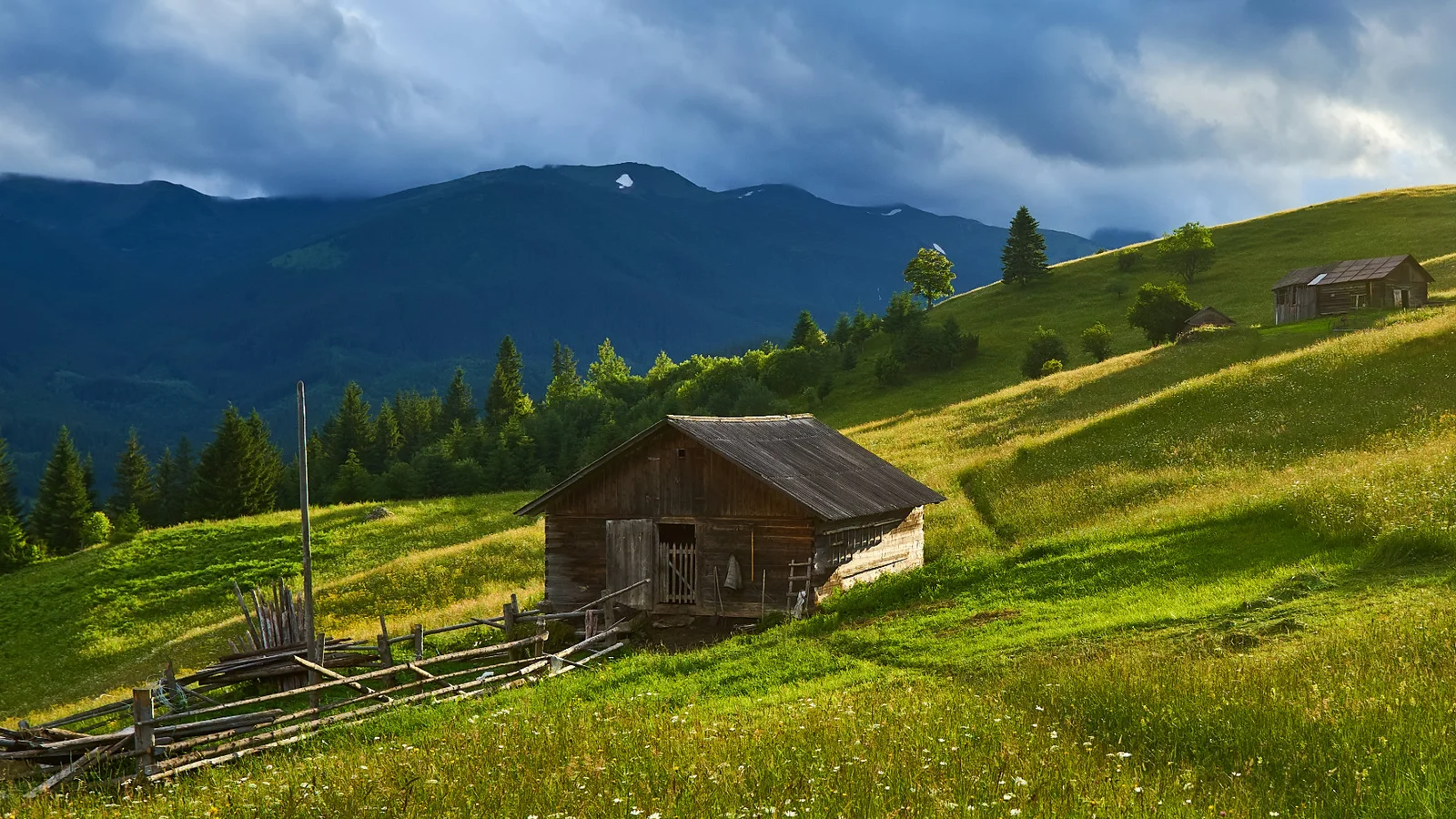 2500x1001_chatrc