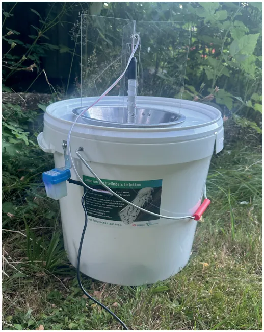 Light bucket